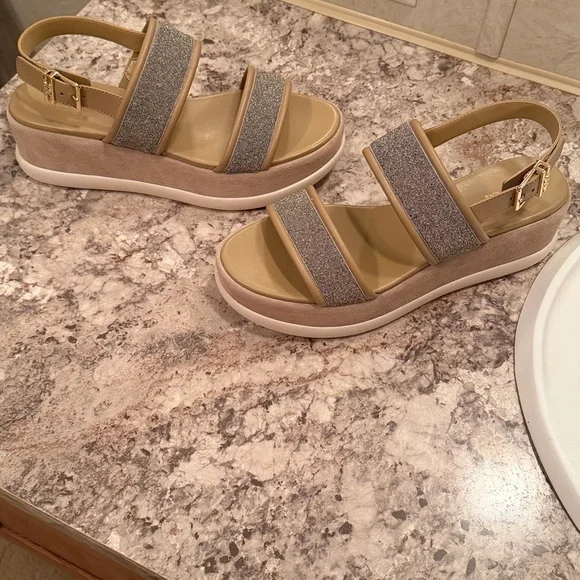 Michael Kors Silver Glitter Sandals with Tan Accents - Picture 3 of 10